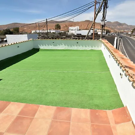 Casa Madonna Authentic Canarian 度假居
